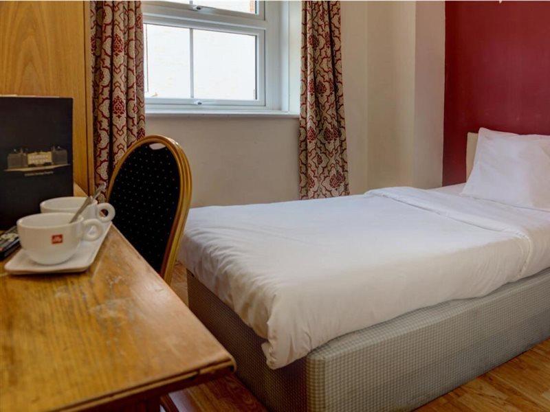 Baylis House Hotel Slough Ngoại thất bức ảnh