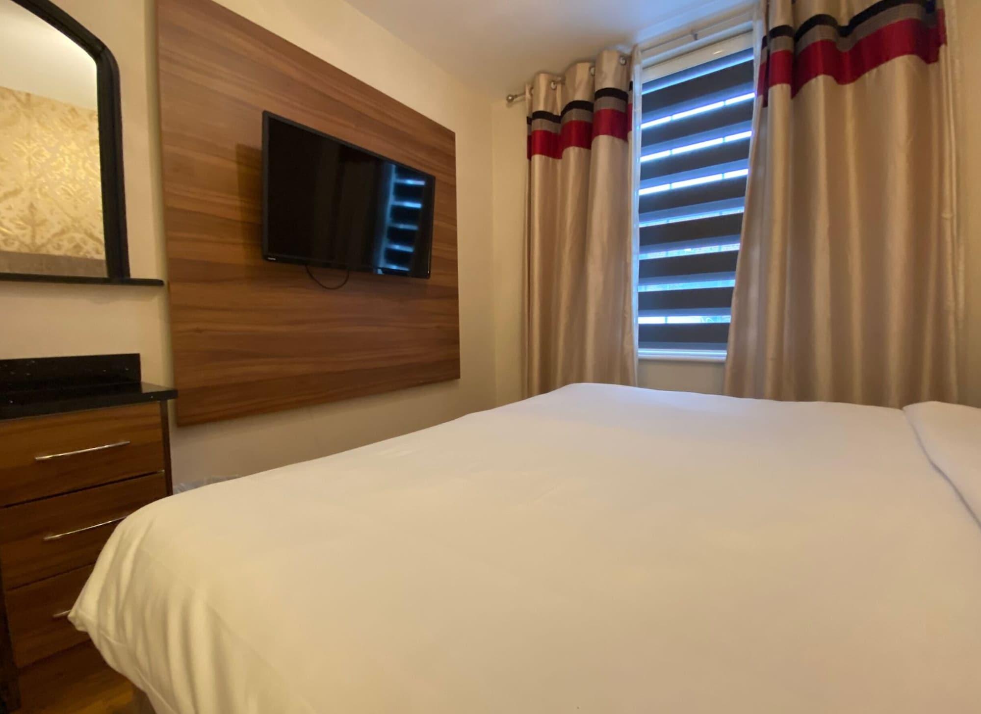 Baylis House Hotel Slough Ngoại thất bức ảnh