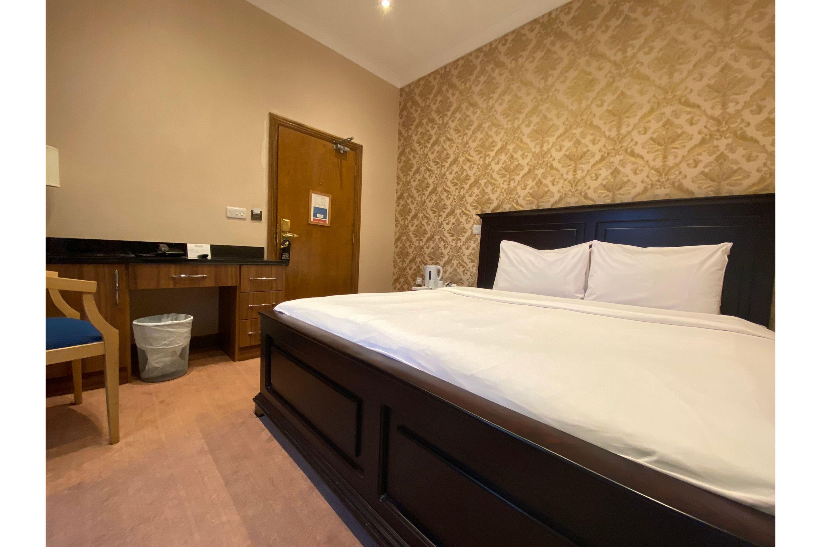 Baylis House Hotel Slough Ngoại thất bức ảnh